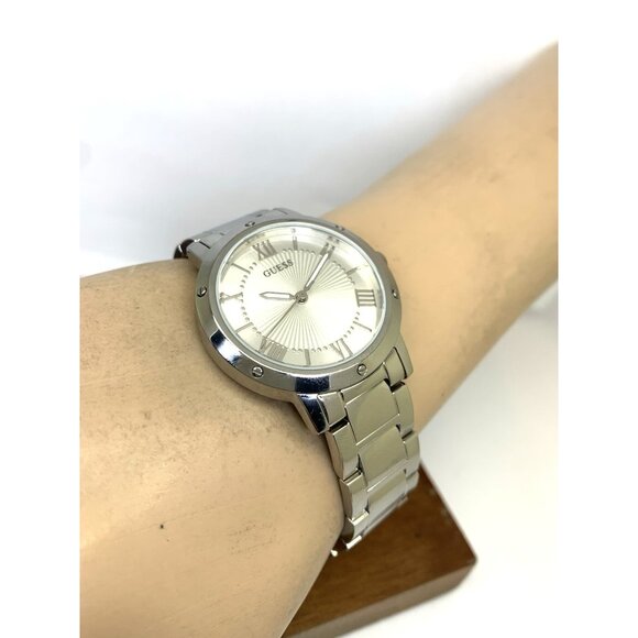 Guess Women\'s Watch GW0404L1 Quartz Silver Dial Stainless Steel 34mm main image 9